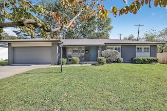 2530 S Rogers Ave, Springfield, MO 65804