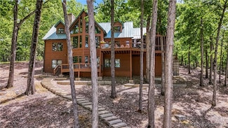 581 Cinnamon Ridge Dr, Sunrise Beach, MO 65079