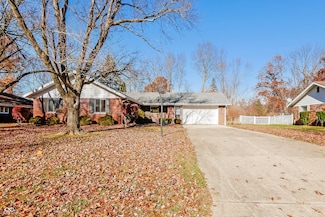 8512 W Eucalyptus Ave, Muncie, IN 47304