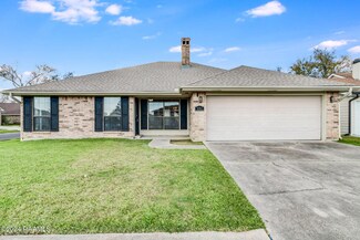101 Stable Creek Dr, Lafayette, LA 70506