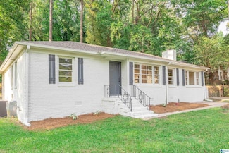 512 22nd Terrace NE, Center Point, AL 35215