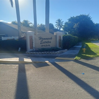 1424 NW 49th Ave, Coconut Creek, FL 33063