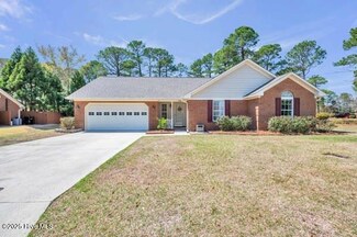 1513 Whispering Woods Ct, Wilmington, NC 28411