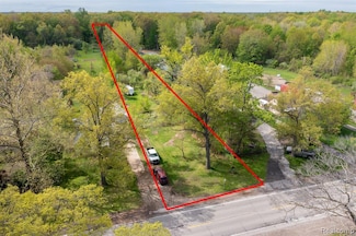 27649 Goddard Rd, Romulus, MI 48174