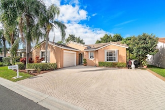 156 Caribe Ct, Greenacres, FL 33413