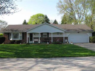 909 E 7th St, Fowler, IN 47944