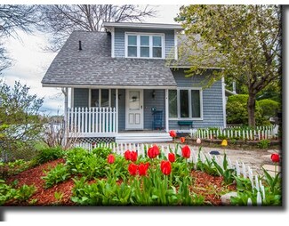 4 Pine Bluff Ave, Merrimac, MA 01860