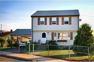 77 Tafts Ave, Winthrop, MA 02152