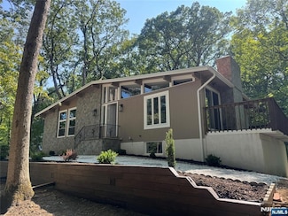 711 Indian Rd, Wayne, NJ 07470