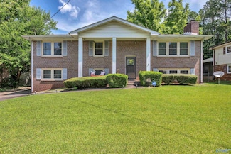 3459 Darlene Cir NW, Huntsville, AL 35810