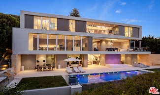 1638 Casale Rd, Los Angeles, CA 90272