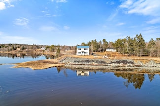 74 Spindle Rd, Ellsworth, ME 04605