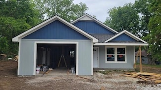 106 S Sallie St, Mayview, MO 64071