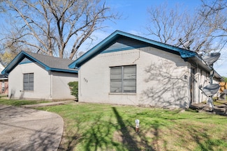 700 W 3rd Ave, Corsicana, TX 75110