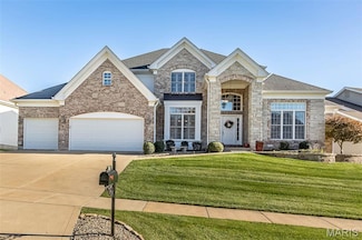 742 Castle Tower Dr, Ballwin, MO 63021