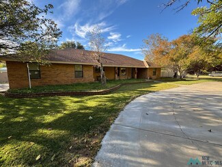 2108 Carolina Way, Roswell, NM 88201