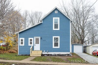 409 E Colfax St, Hastings, MI 49058