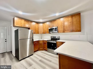 2033 N 20th St, Philadelphia, PA 19121