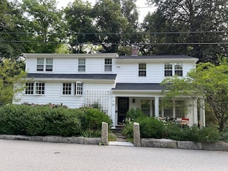 83 Leonard St - Seasonal, Gloucester, MA 01930