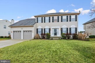 13 Black Pine Ln, Lumberton, NJ 08048