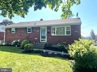 314 Willow Rd, Hellertown, PA 18055