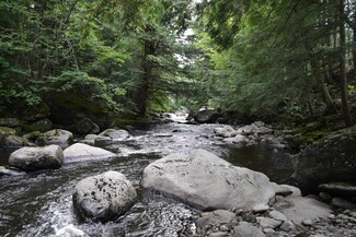 120 Sully's Dr, Belvidere, VT 05442