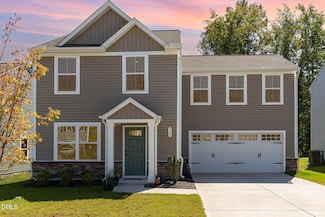 329 Golden Plum Ln, Zebulon, NC 27597