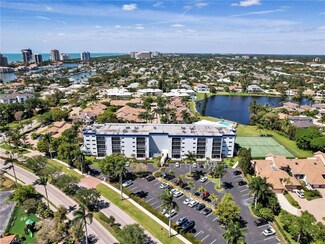 555 Park Shore Dr Unit 407, Naples, FL 34103