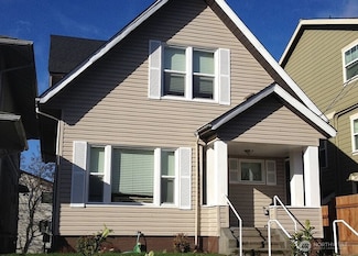 5031 12th Ave NE, Seattle, WA 98105