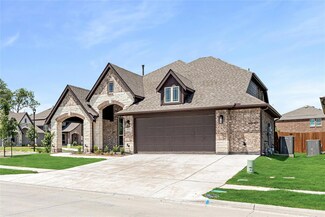 853 Hunter Trace Ln, Lavon, TX 75166