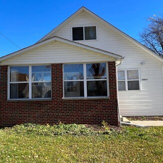 22644 Logue Ave, Warren, MI 48091