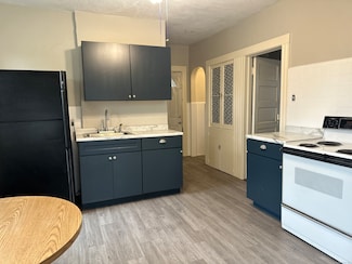 295 Lasalle St Unit 2, New Britain, CT 06051