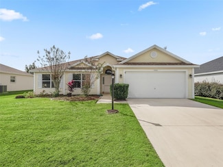 1904 Augustine Dr, Lady Lake, FL 32159