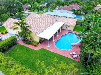 9601 NW 10th St, Plantation, FL 33322