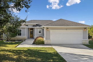 250 Deer Run Pass, Canyon Lake, TX 78133