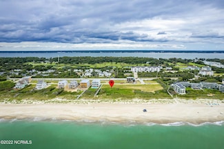 111 Roosevelt Dr, Pine Knoll Shores, NC 28512