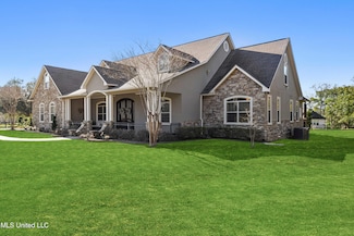 23239 Stablewood Cir, Pass Christian, MS 39571
