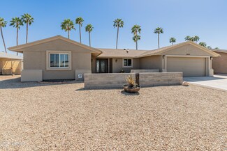 9937 W Cameo Dr, Sun City, AZ 85351
