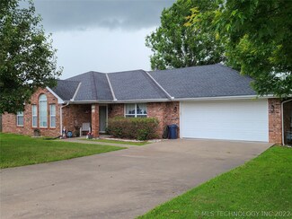 301 S Sally Ln, Dewey, OK 74029