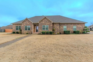 141 Creekside Dr, Austin, AR 72007