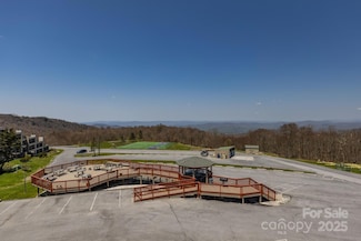 301 Pinnacle Inn Rd Unit 4313, Beech Mountain, NC 28604