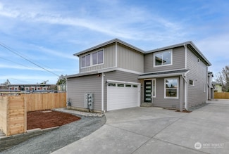 860 SW 136th St, Burien, WA 98146