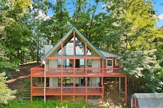 333 Walnut Ridge, Ellijay, GA 30536