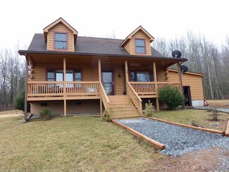 5330 Groundhog Rd, Hillsville, VA 24343