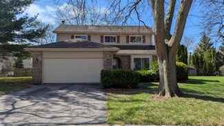 1323 Middlebury Dr, Aurora, IL 60504