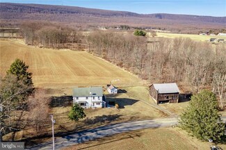 7489 Springhouse Rd, New Tripoli, PA 18066