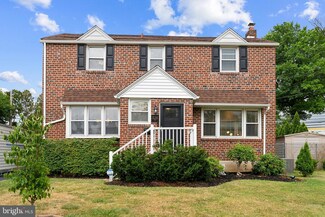 828 Cedar Ln, Norristown, PA 19401