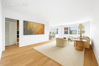 20 E 9th St Unit 18E, New York, NY 10003