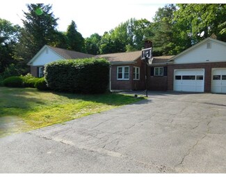 800 Blandford Rd, Russell, MA 01071