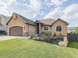 4065 E Comanche St, Eagle Mountain, UT 84005